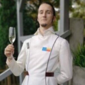 Profile photo of Simon