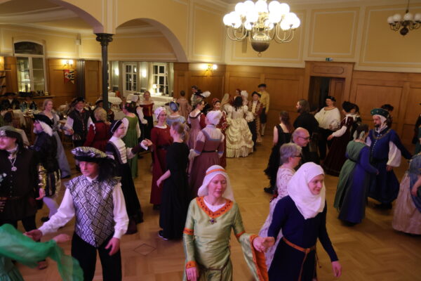 Ahnensteiner_Fruehlingsballl-182