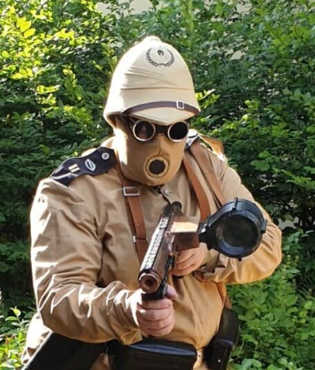 e4c37240-0b43-4e38-81c7-0dd2a95b896b1